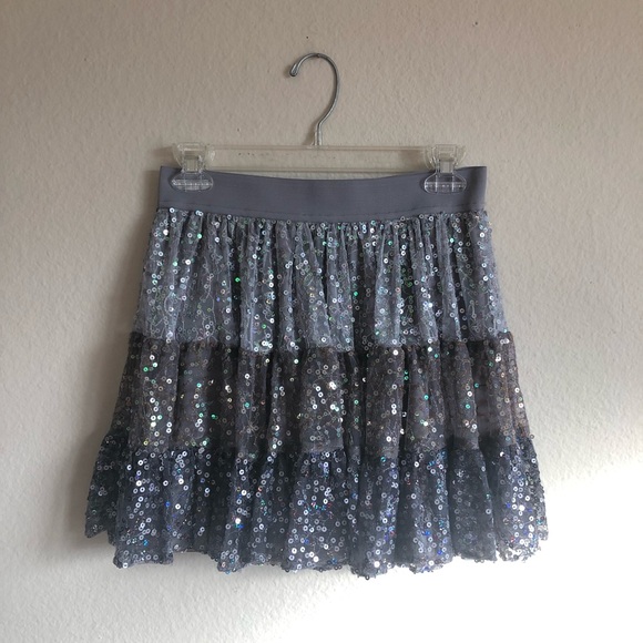 LaRok Dresses & Skirts - Sequin skirt